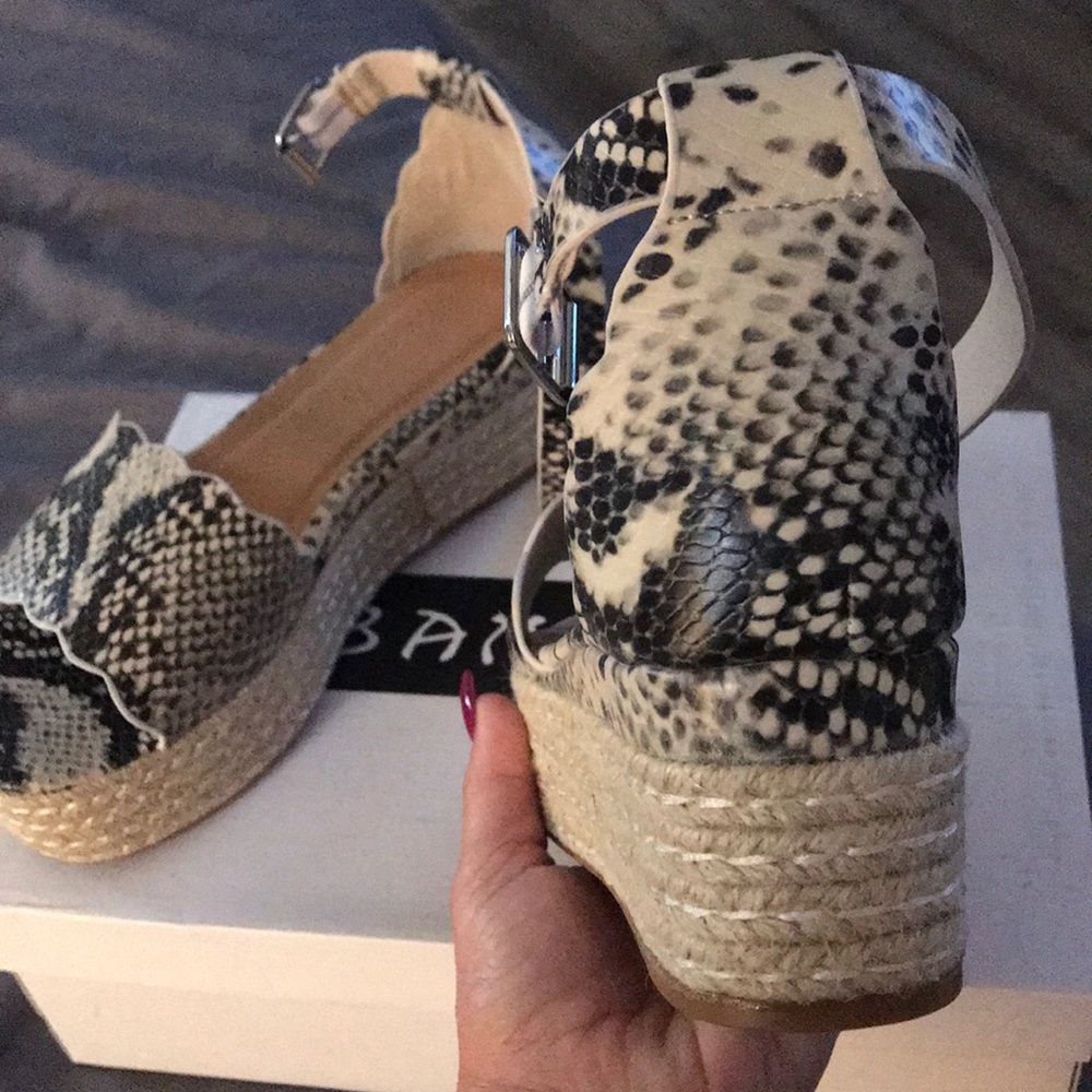 New, flatform python print sandals never worn. - Picture 2 of 5